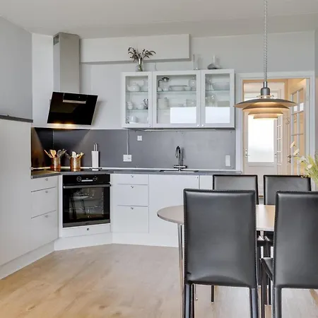 Edelina - 50m From The Sea By Interhome